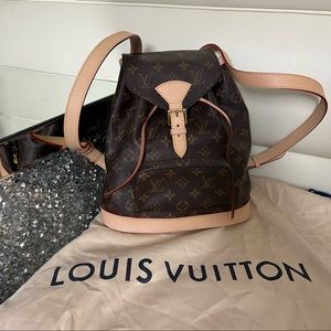 Louis Vuitton Montsouris MM Monogram Backpack